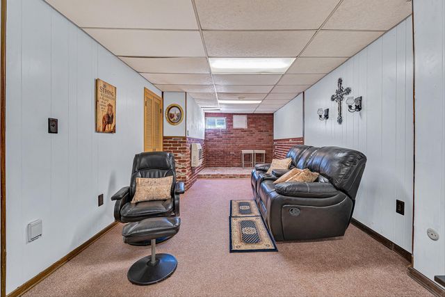 2725 Beaver Brook RD, Salem, VA 24153