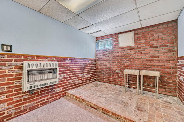 2725 Beaver Brook RD, Salem, VA 24153