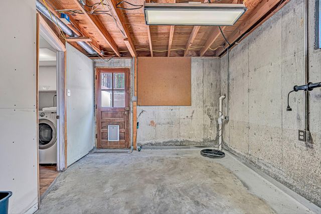 2725 Beaver Brook RD, Salem, VA 24153