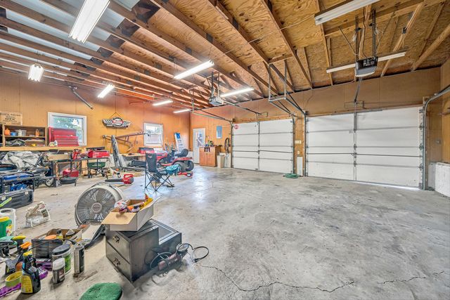 2725 Beaver Brook RD, Salem, VA 24153