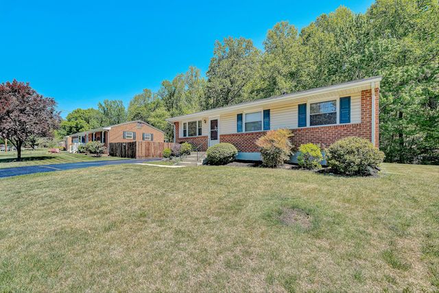 2725 Beaver Brook RD, Salem, VA 24153