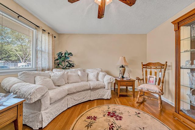 2725 Beaver Brook RD, Salem, VA 24153