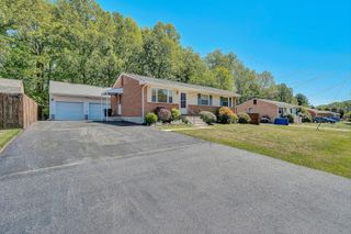 2725 Beaver Brook RD, Salem, VA 24153