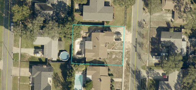 258 NW Briarwood Circle, Fort Walton Beach, FL 32548