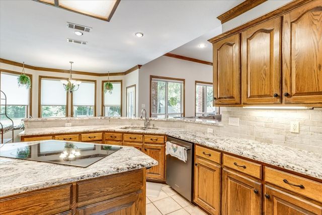 3025 Keri Lane, Midlothian, TX 76065