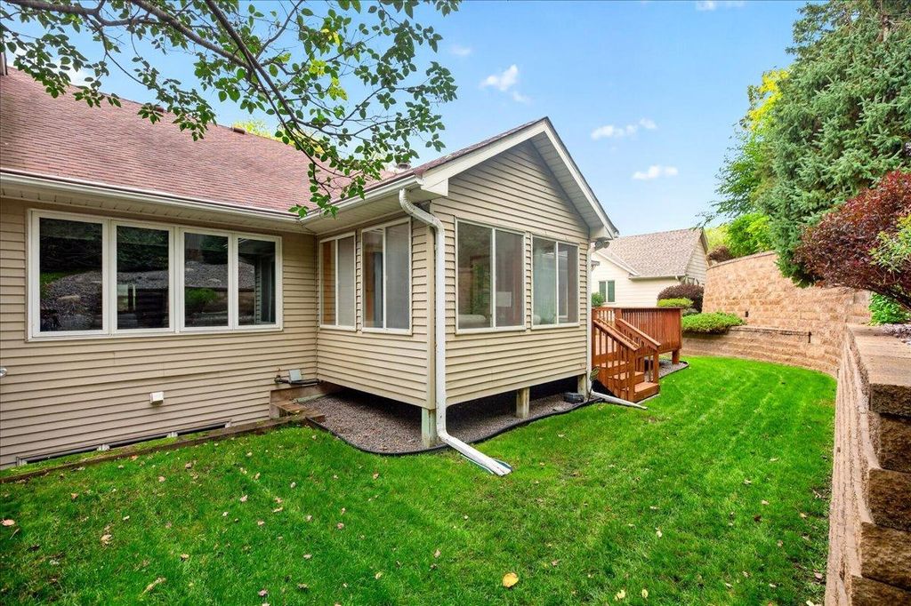 4975 Lincoln Drive, Edina, MN 55436 — photo 5