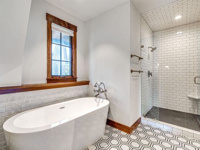 69 Ridgeline Road C, Carlton Landing, OK 74432