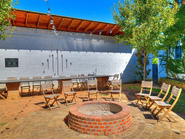 69 Ridgeline Road C, Carlton Landing, OK 74432