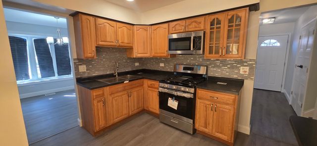 2244 W 157th Place, Markham, IL 60426