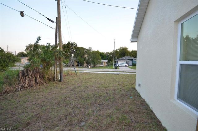 2197 Davis CT, Fort Myers, FL 33916