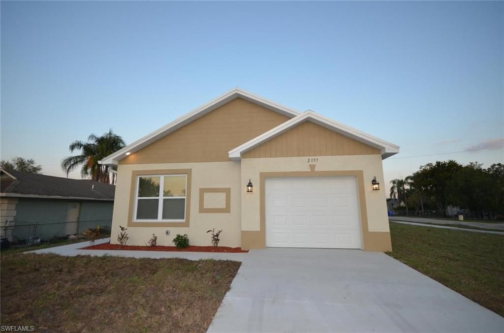 2197 Davis CT, Fort Myers, FL 33916