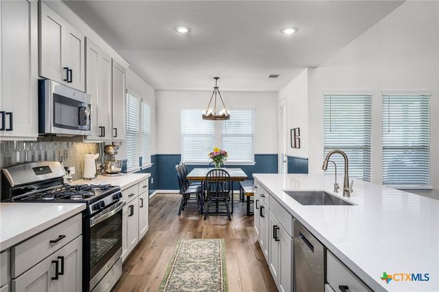 10157 Bussang Road, Schertz, TX 78154
