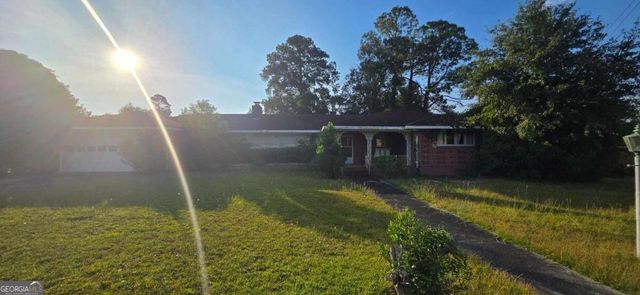 3145 Pasadena Drive, Macon, GA 31211