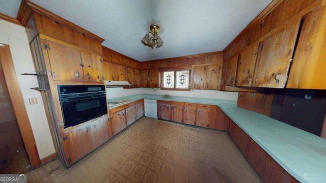 3145 Pasadena Drive, Macon, GA 31211