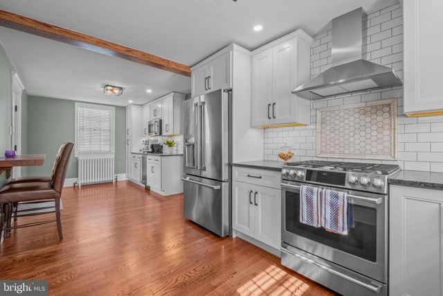 341 W GRAISBURY AVE, Audubon, NJ 08106