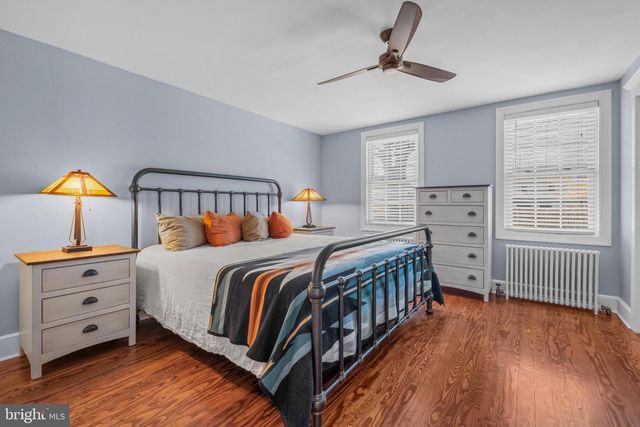 341 W GRAISBURY AVE, Audubon, NJ 08106