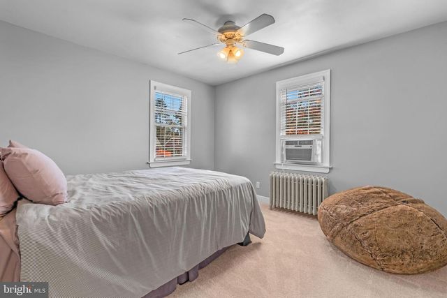 341 W GRAISBURY AVE, Audubon, NJ 08106