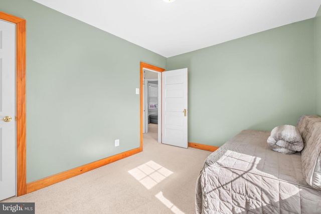 341 W GRAISBURY AVE, Audubon, NJ 08106