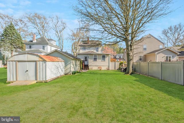 341 W GRAISBURY AVE, Audubon, NJ 08106