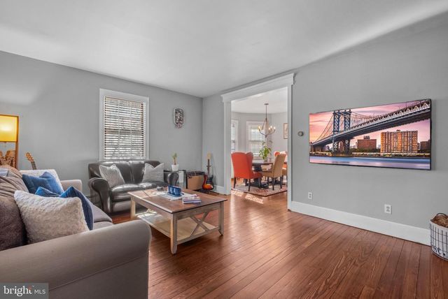 341 W GRAISBURY AVE, Audubon, NJ 08106