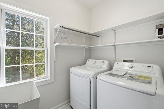 3515 DEVON DR, Falls Church, VA 22042