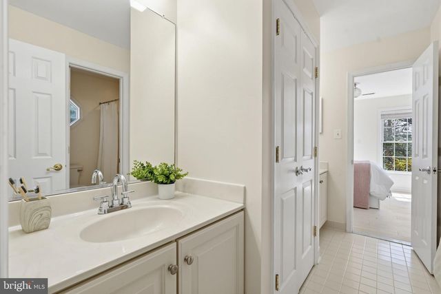 3515 DEVON DR, Falls Church, VA 22042