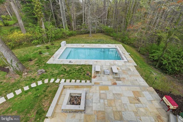 3515 DEVON DR, Falls Church, VA 22042