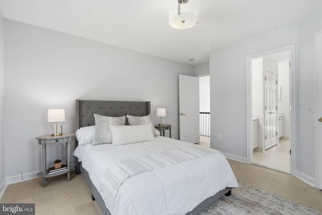 3515 DEVON DR, Falls Church, VA 22042