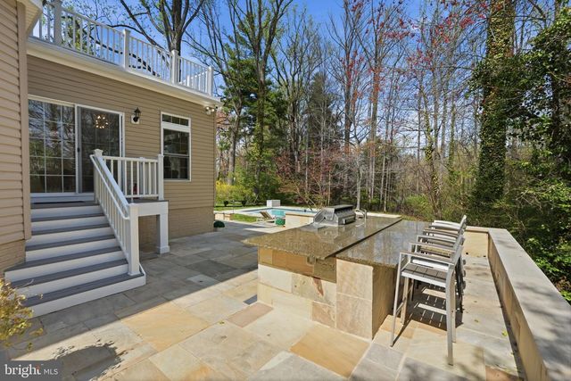 3515 DEVON DR, Falls Church, VA 22042