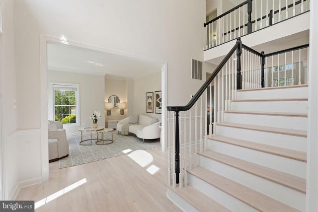 3515 DEVON DR, Falls Church, VA 22042