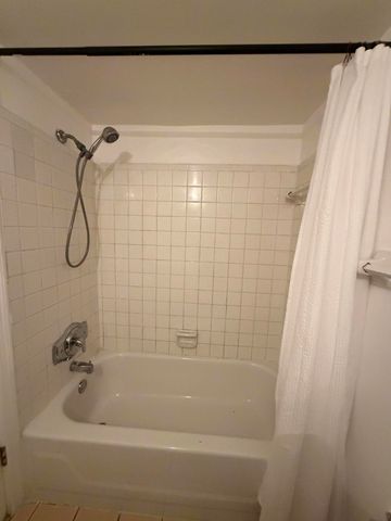 270 S Cypress Road 204, Pompano Beach, FL 33060