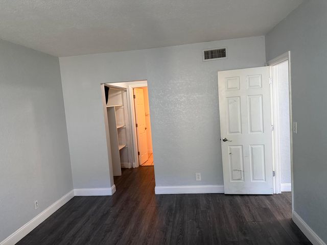 270 S Cypress Road 204, Pompano Beach, FL 33060