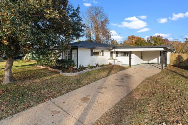 3211 Caroline Drive, Bossier City, LA 71112