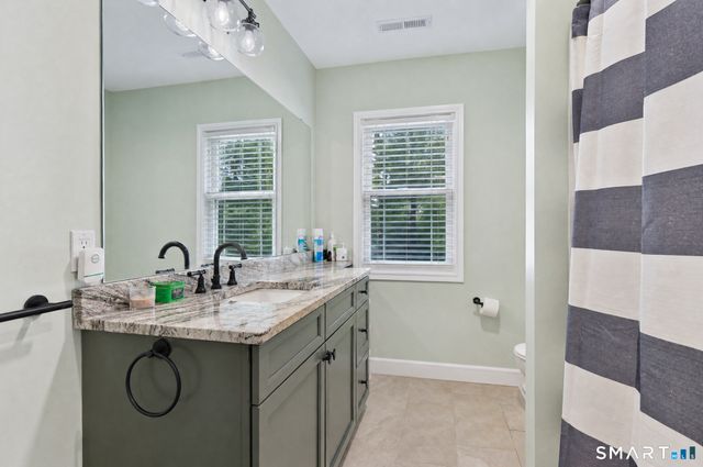 2 Penney Lane, New Fairfield, CT 06812