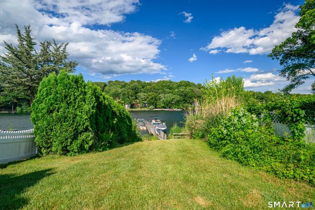 2 Penney Lane, New Fairfield, CT 06812