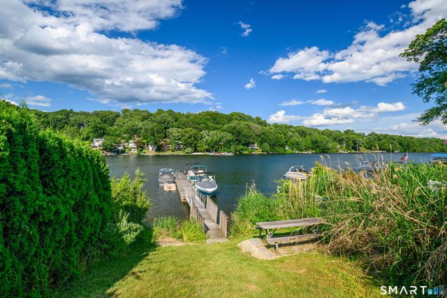 2 Penney Lane, New Fairfield, CT 06812