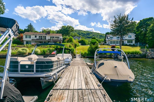 2 Penney Lane, New Fairfield, CT 06812
