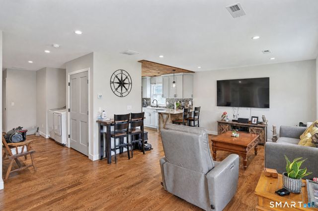 2 Penney Lane, New Fairfield, CT 06812