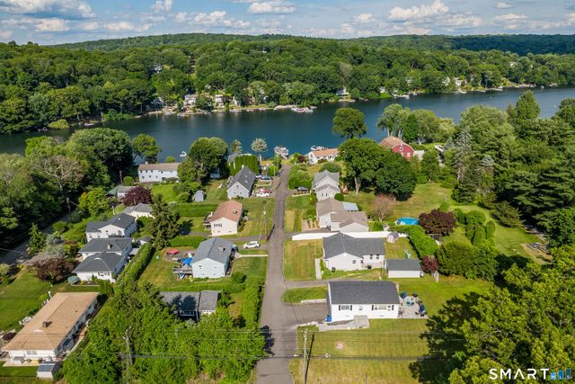 2 Penney Lane, New Fairfield, CT 06812