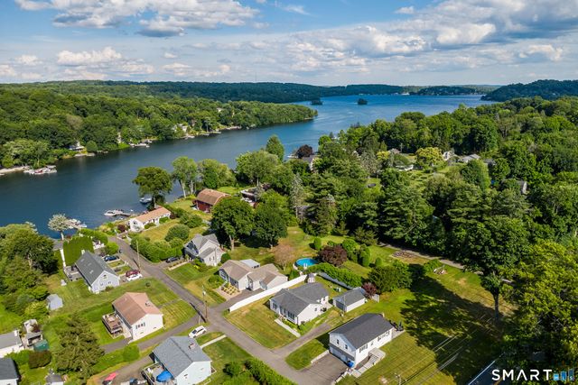 2 Penney Lane, New Fairfield, CT 06812