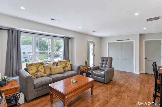 2 Penney Lane, New Fairfield, CT 06812