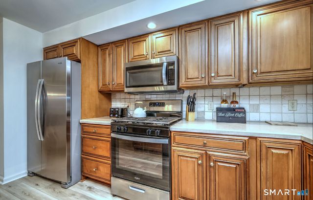 2 Paris Street, Milford, CT 06460