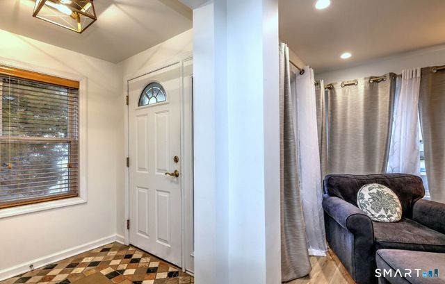2 Paris Street, Milford, CT 06460