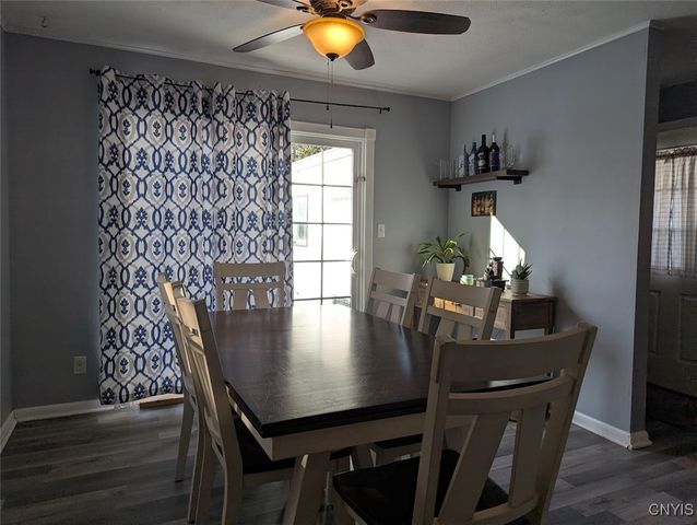 6 Elmhurst Drive, New Hartford, NY 13413