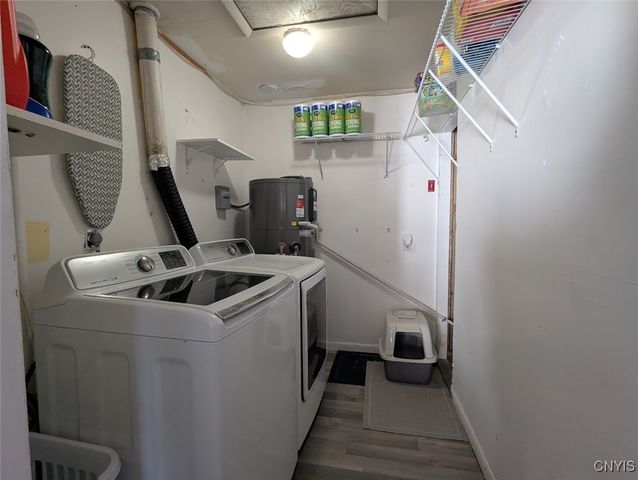 6 Elmhurst Drive, New Hartford, NY 13413