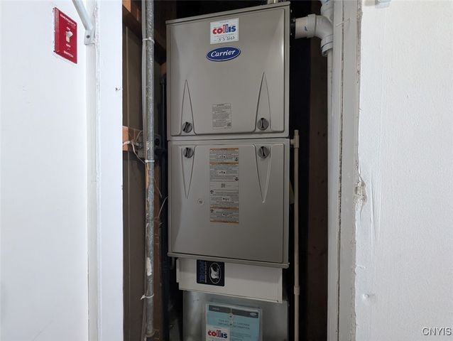 6 Elmhurst Drive, New Hartford, NY 13413