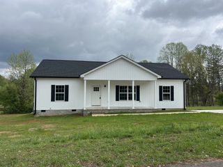 99 Andy Hillis Rd, Mcminnville, TN 37110