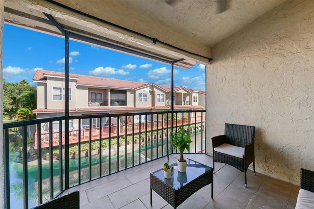 10435 SAINT TROPEZ PLACE 201, Tampa, FL 33615