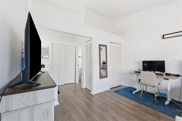 10435 SAINT TROPEZ PLACE 201, Tampa, FL 33615