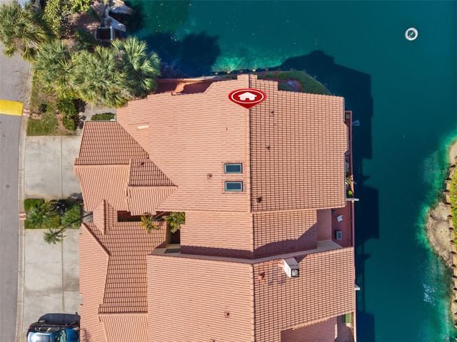 10435 SAINT TROPEZ PLACE 201, Tampa, FL 33615